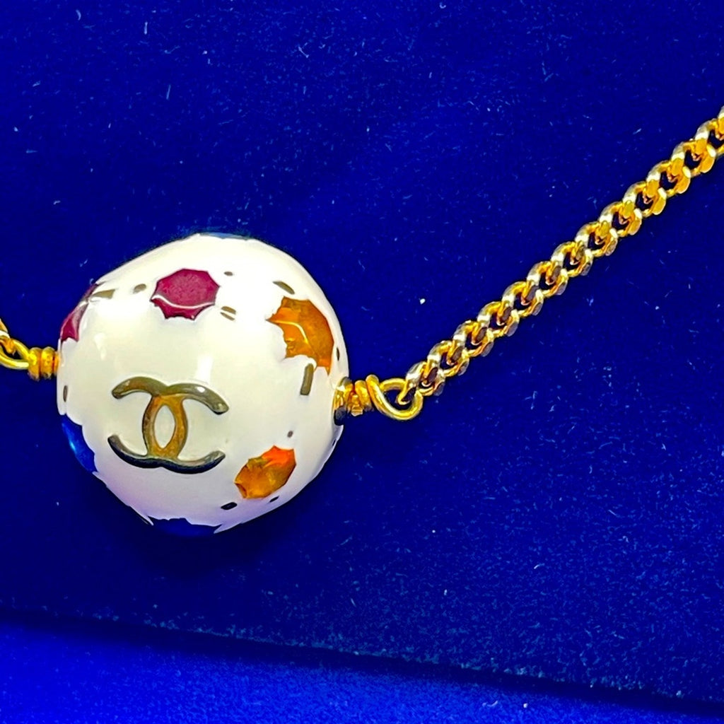 CHANEL Gold and White Necklace with Elegant Design Pre Owned