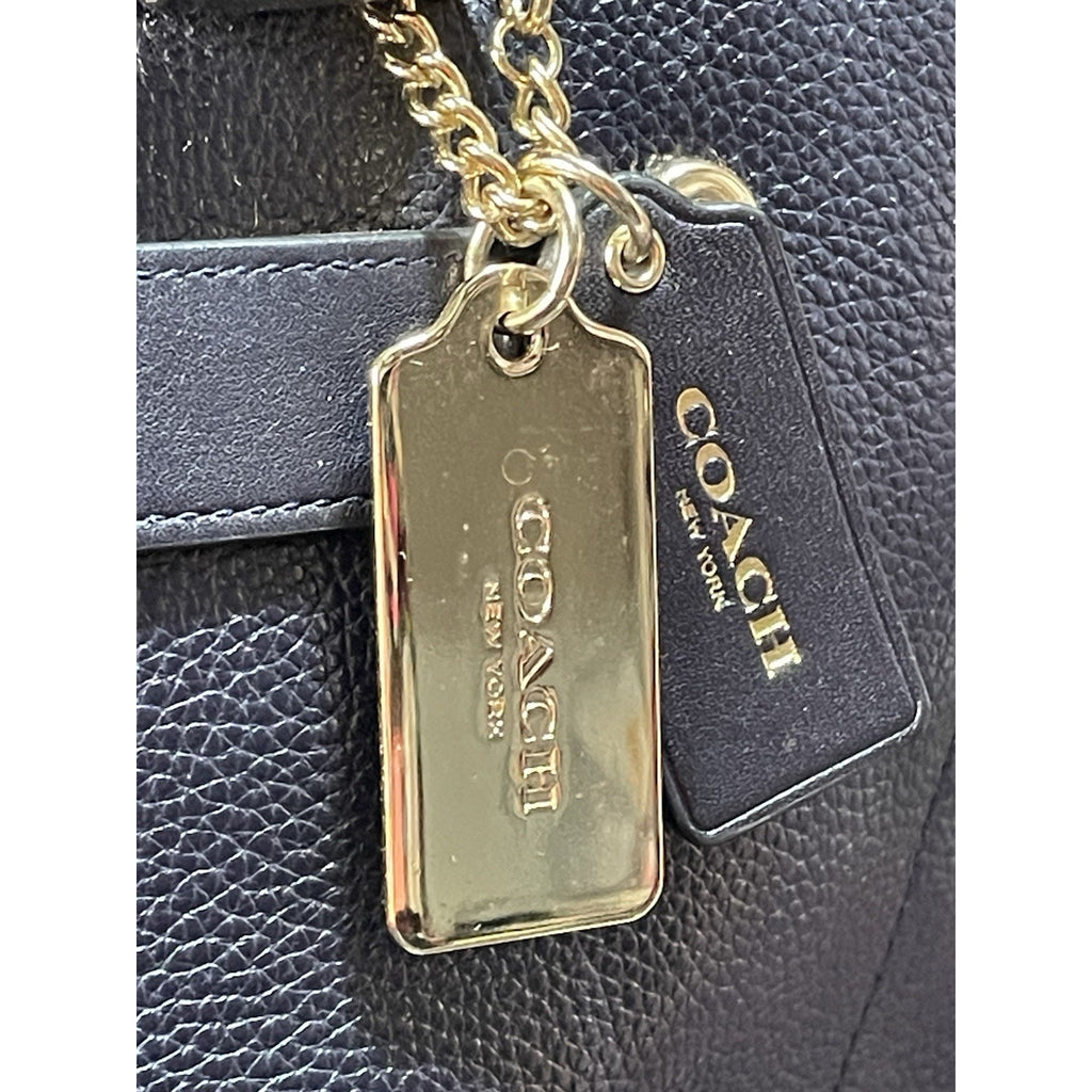 Coach Swagger Shoulder bag in navy Blue pebbled leather.