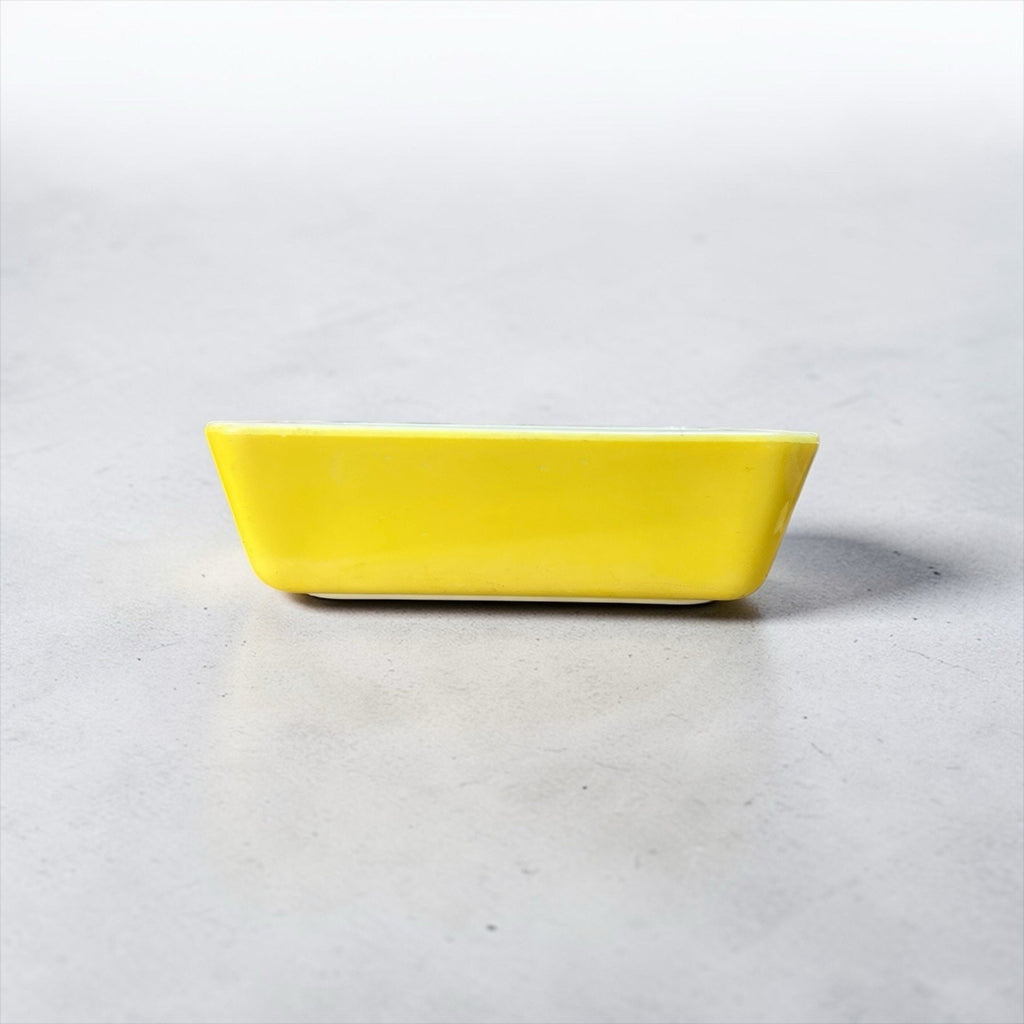 Vintage Pyrex 1960s Yellow Casserole Dish 8x6.5x2 In 503-B