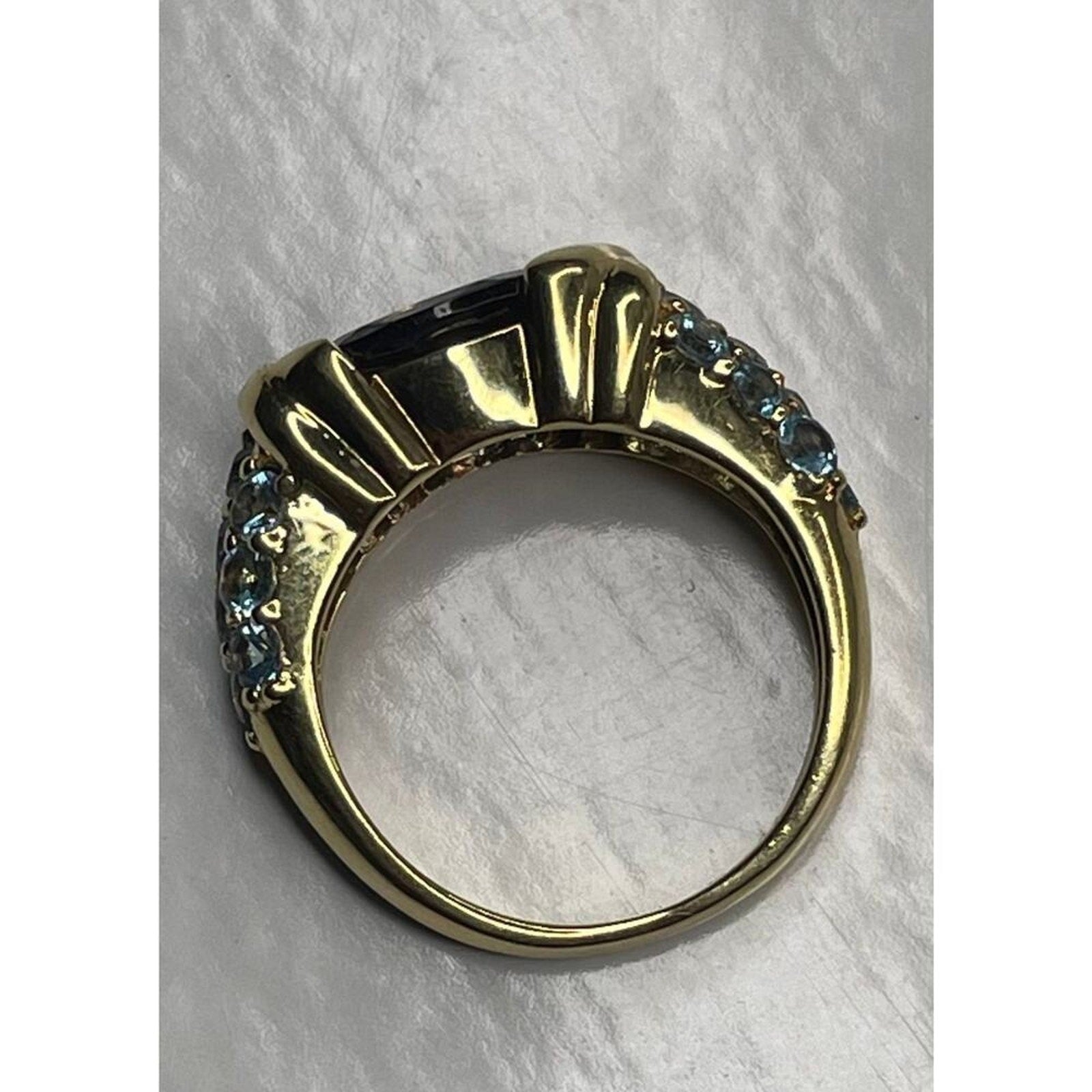 18k Solid Gold 2.19 CT Lolite Ring size 5
