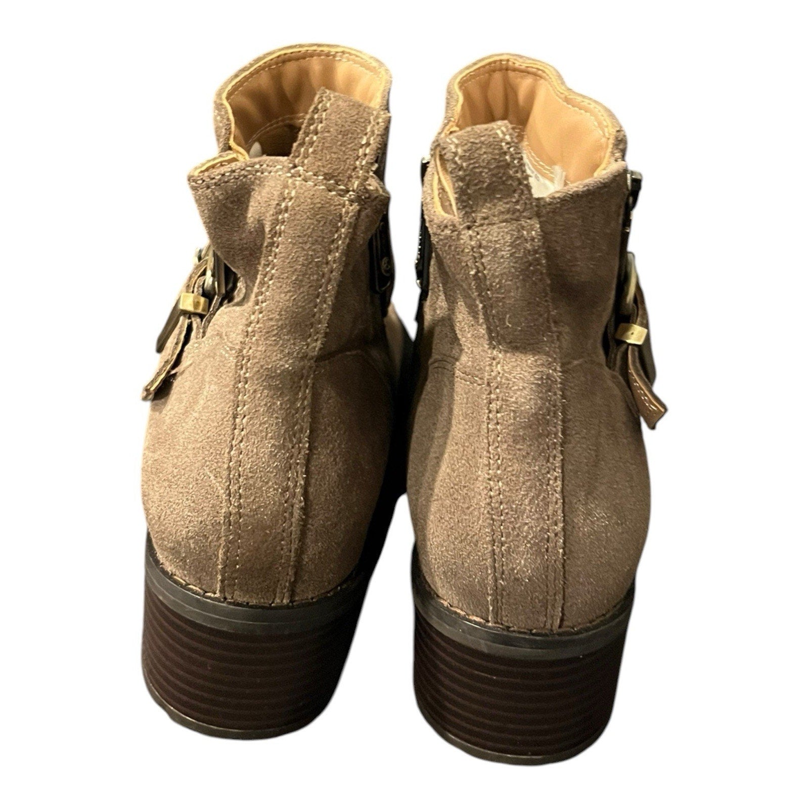Blondo Susan boots feature waterproof tan suede Women’s Shoe Size 10M