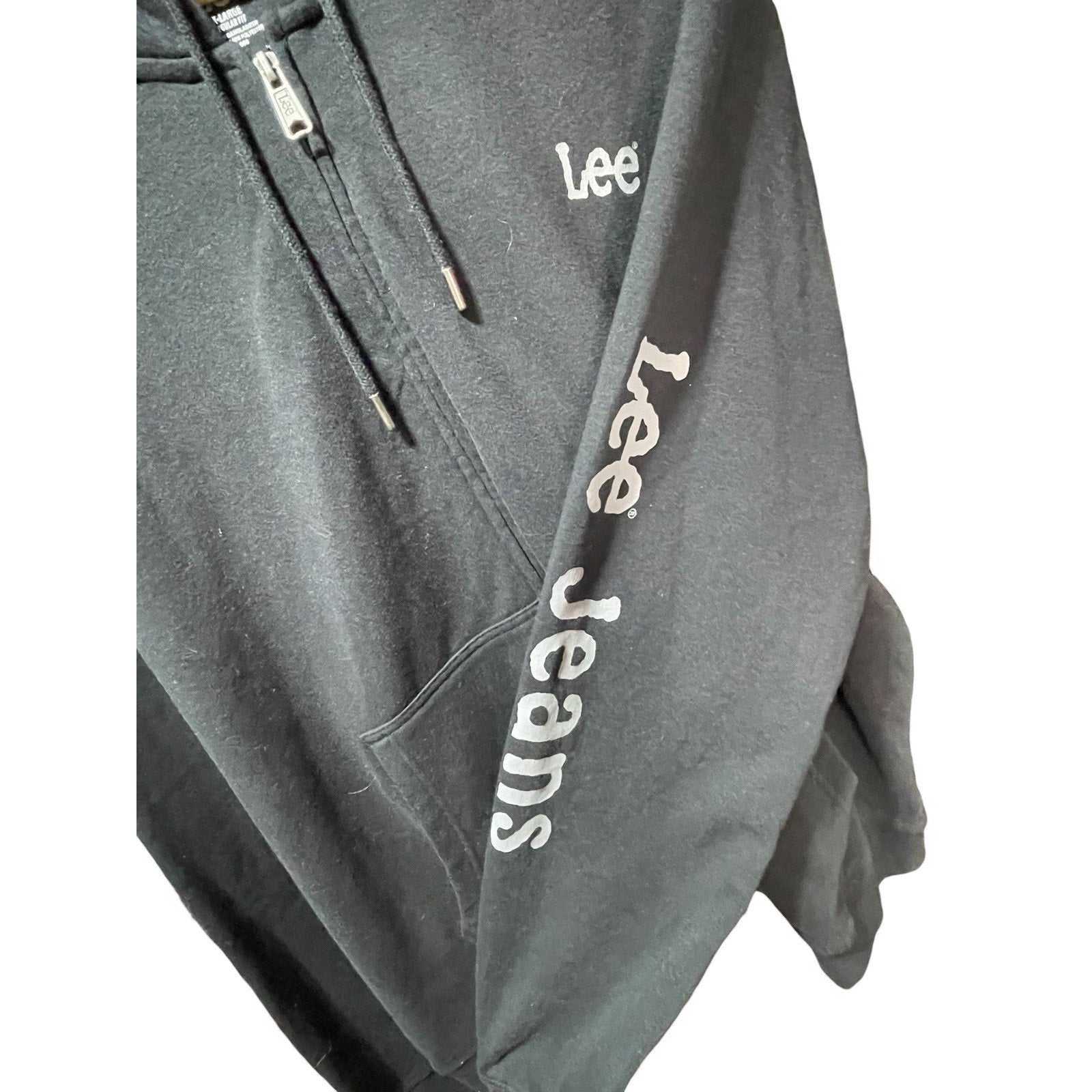 New With Tags Lee Full-Zip Black Hooded Sweater – Men’s XL