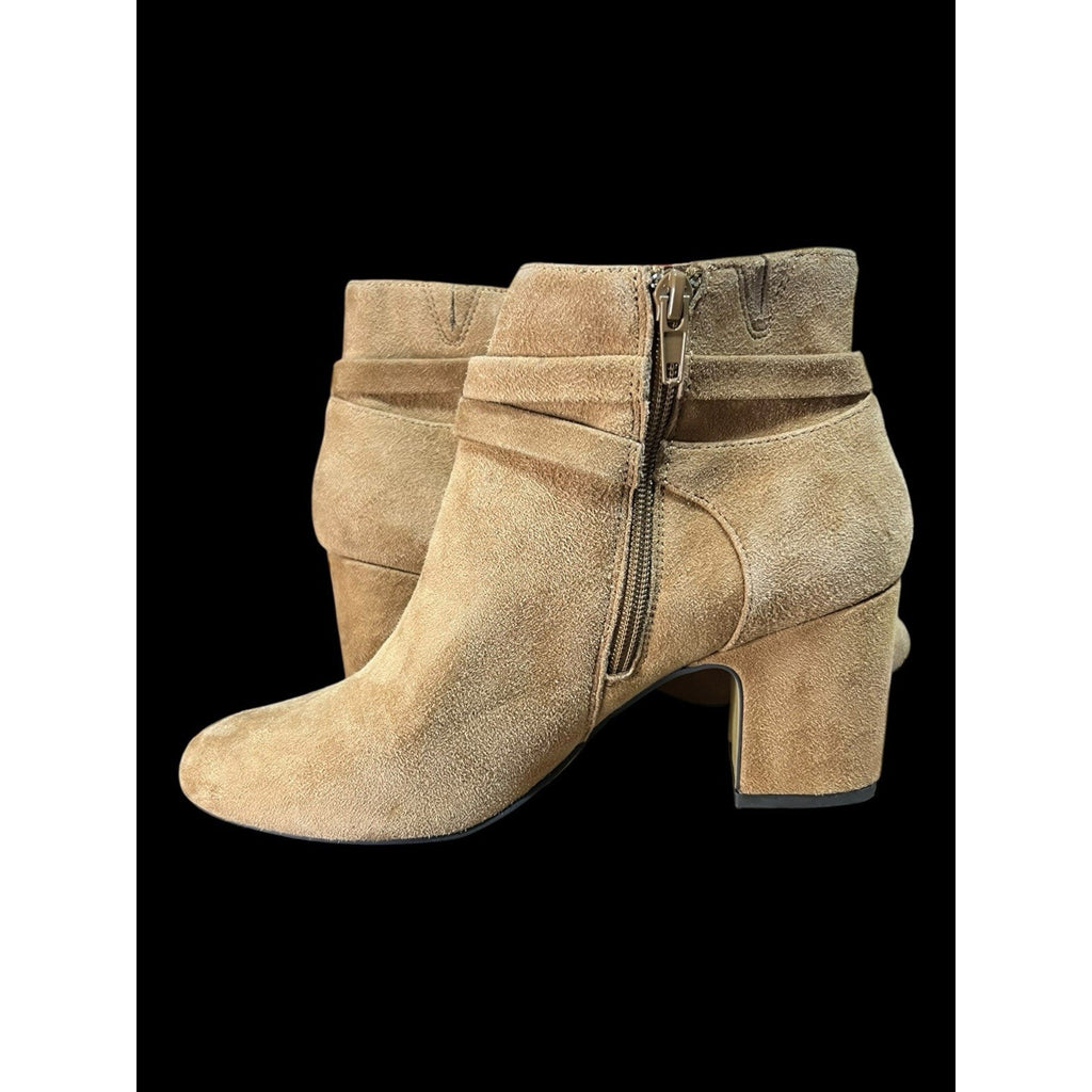Bella Vita Arlette block heel ankle bootie Tan Suede Women’s Shoe Size 8.5 m