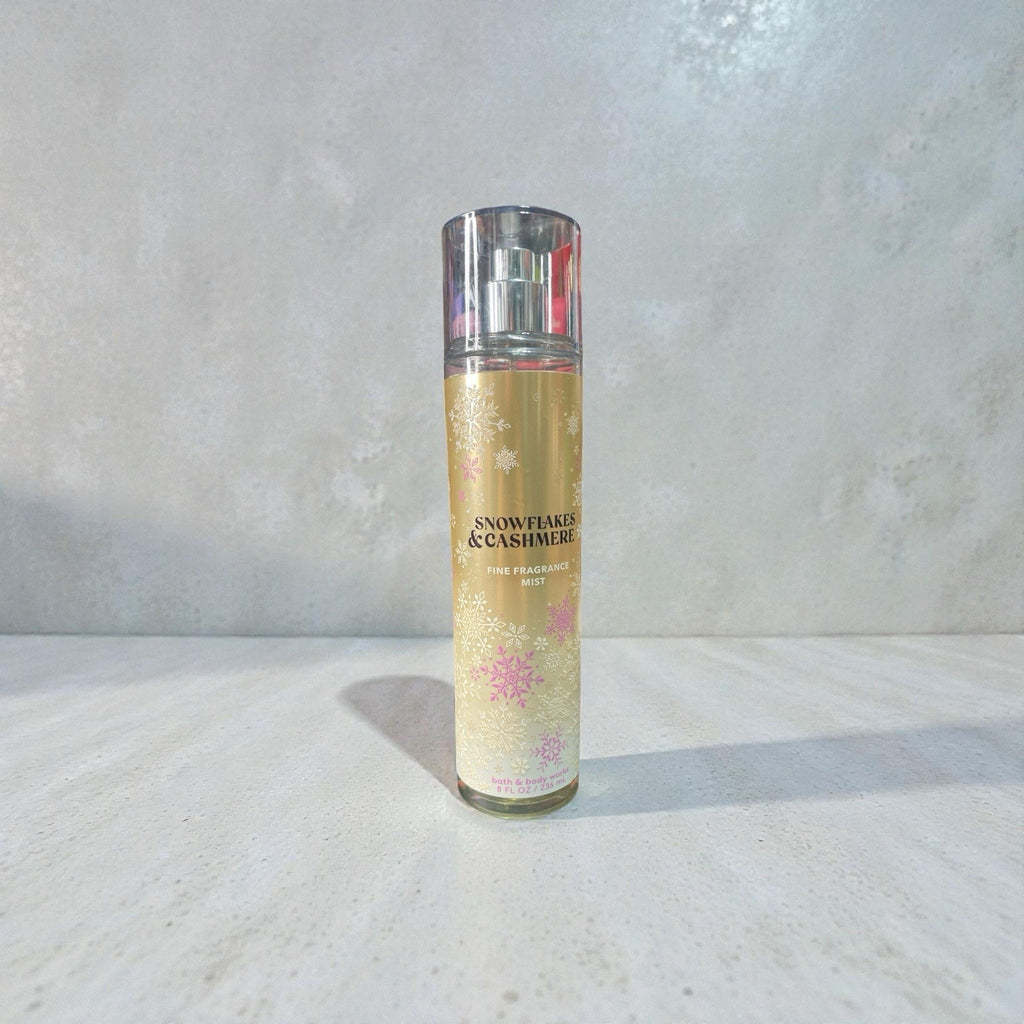 Bath & Body Works Snowflakes & Cashmere Fine Fragrance Mist 8oz - New & Sealed