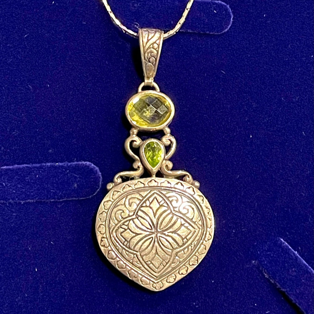 925 Silver and Green Pendant Necklace