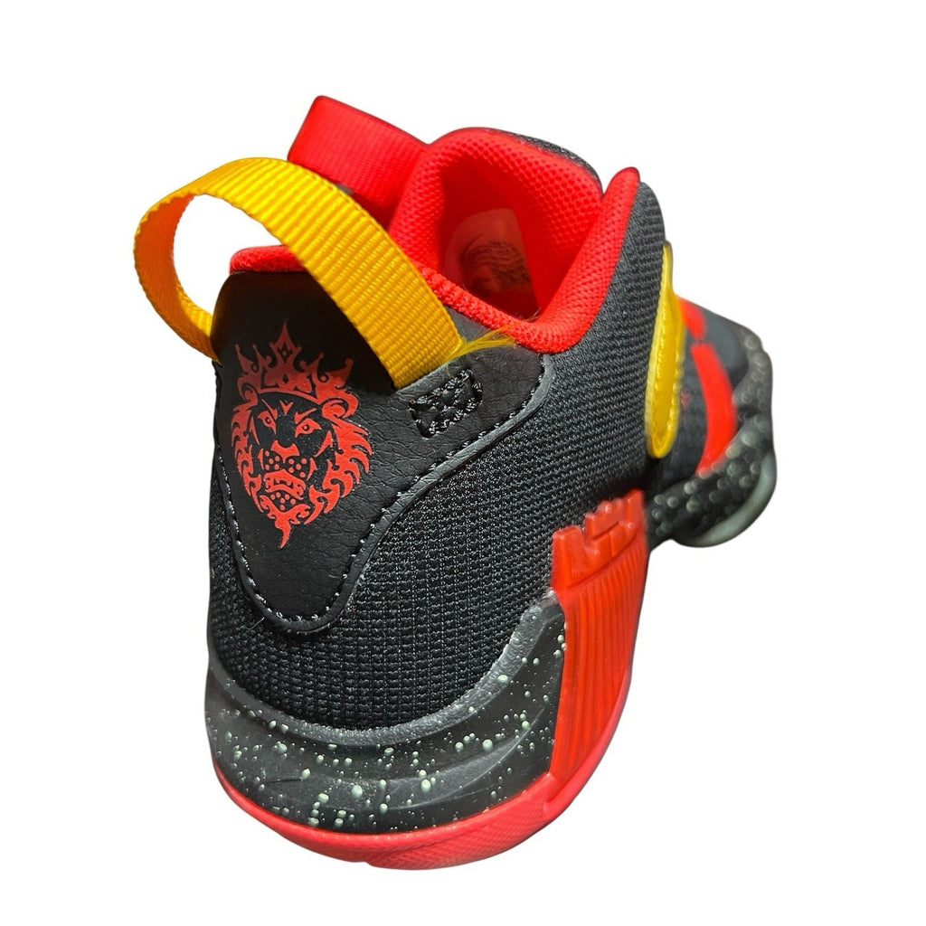 Nike Kids' LeBron Witness 7 Basketball Shoes in a black and red Size 12C