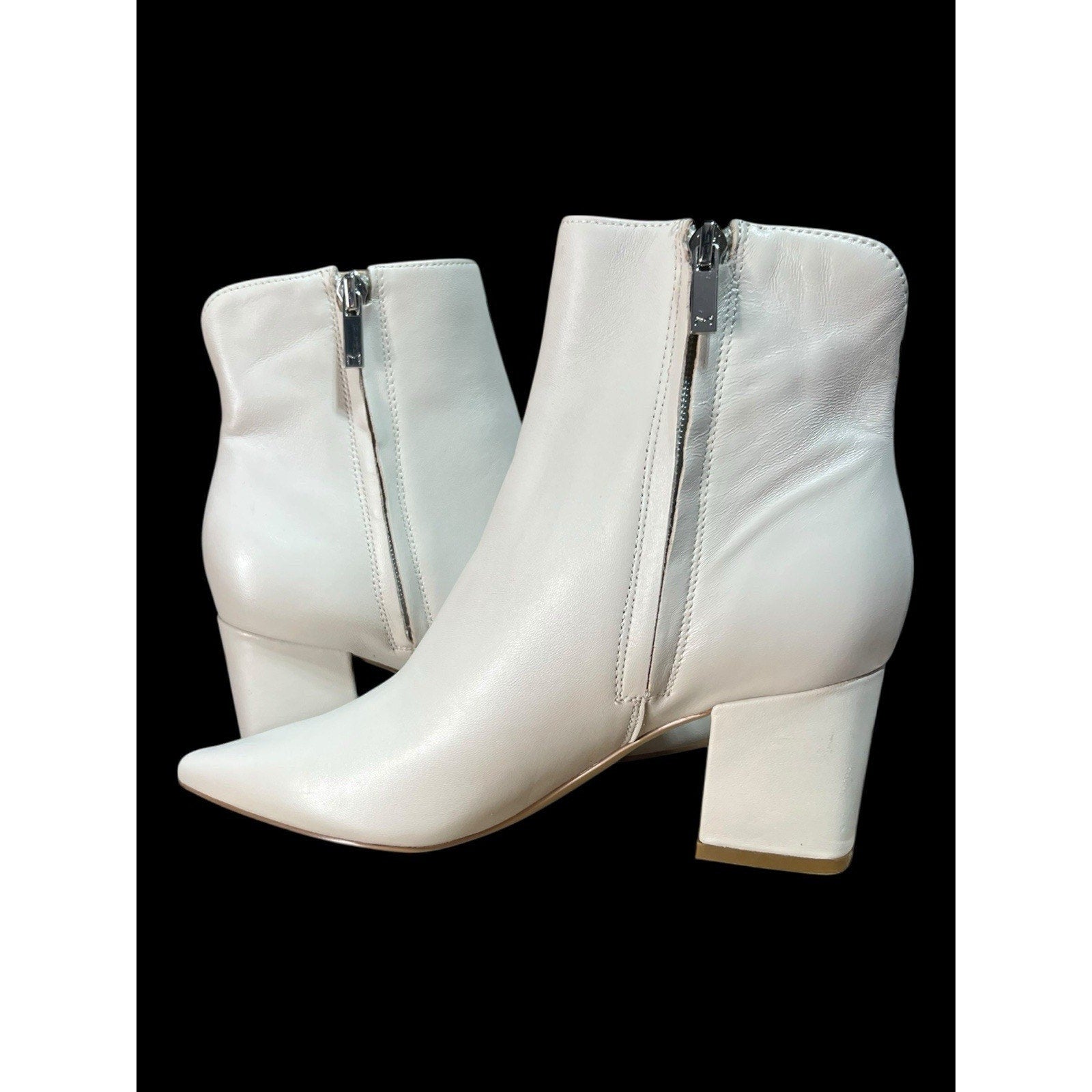 Marc Fisher JARLI POINTY IVORY LEATHER ANKLE BOOTIE Women’s Shoe Size 6M