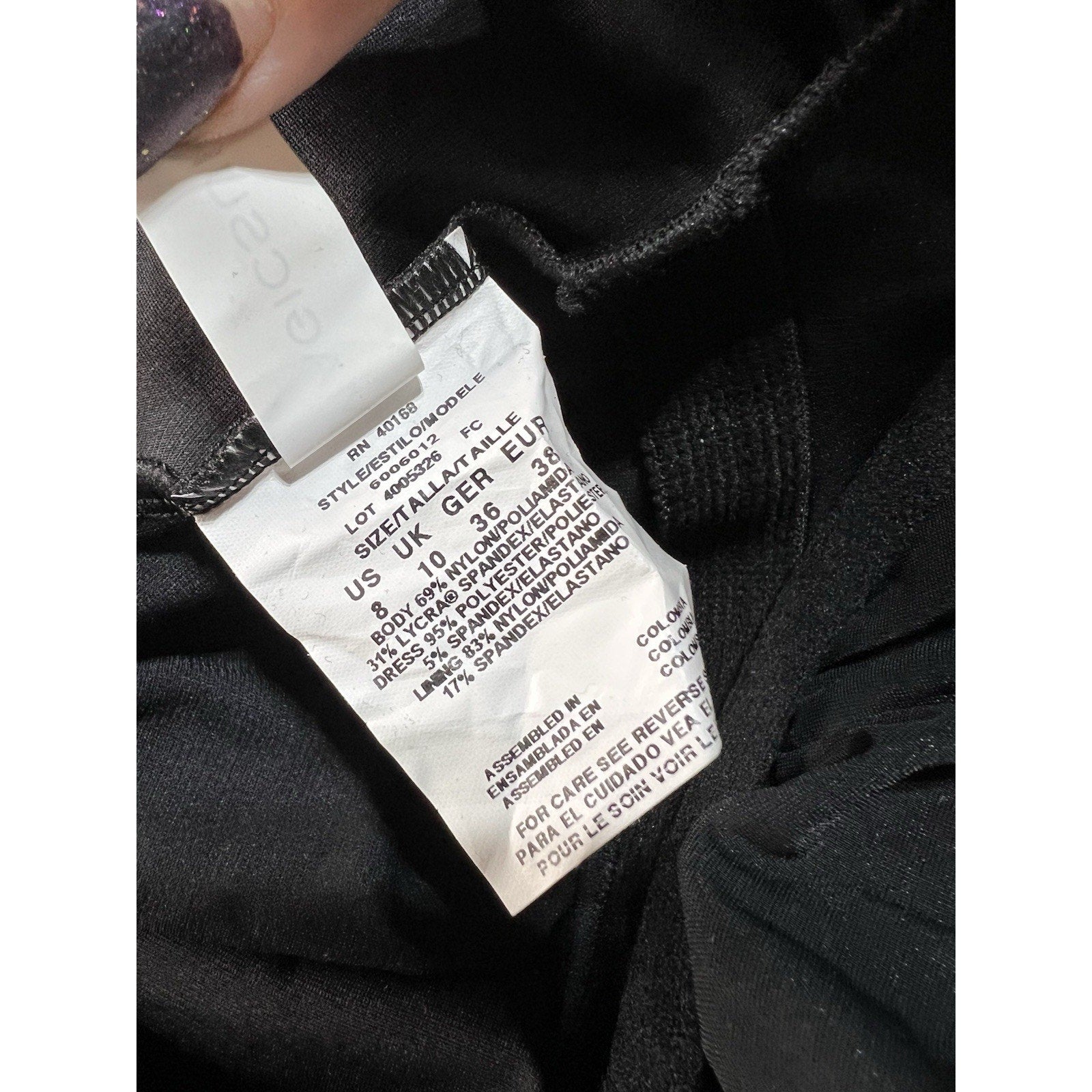 Magic suit Sea Level Australia black U-bar bandeau one-piece swimsuit SZ 8 NWOT